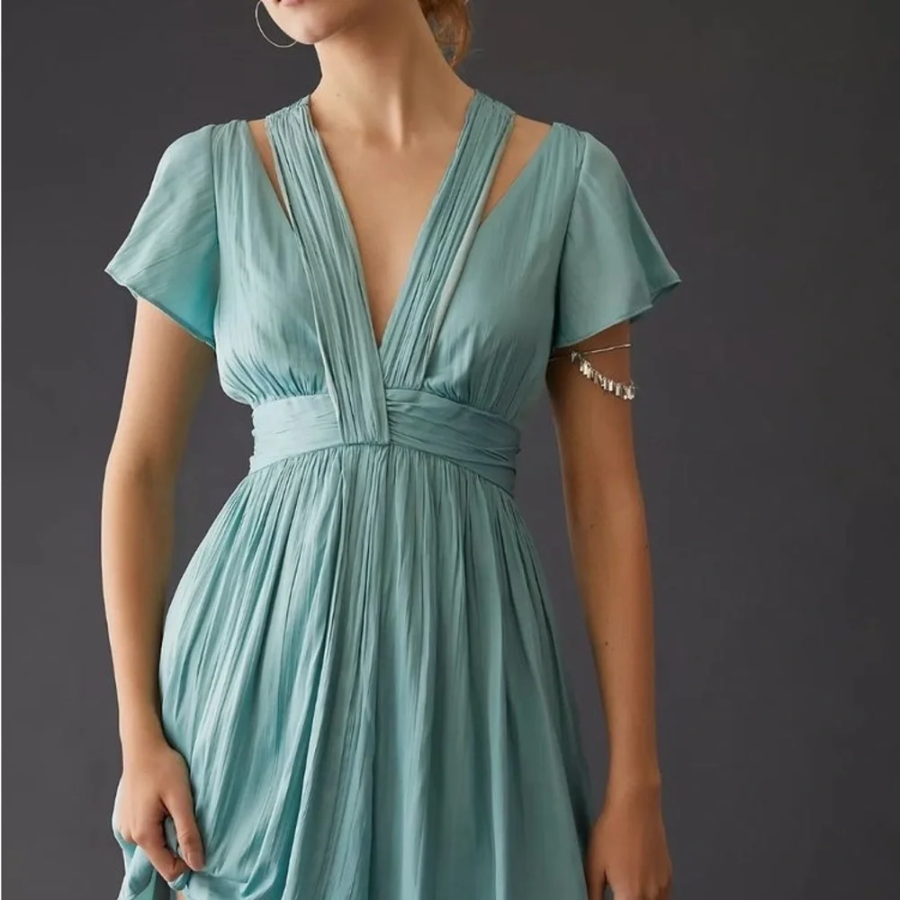 Anthropologie Deep V-Neck Vibrant Mini Dress
By Anthropologie_4